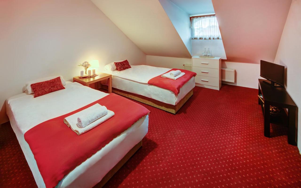 Restauracja Sidlo Bed and Breakfast Żukowo Εξωτερικό φωτογραφία